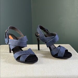 Reed Krakoff Blue Heels with Criss-Cross Straps Italian made